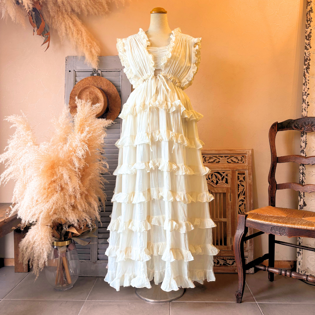rosymonster ハンドベルサテンドレス 白 新品 すぐ届く】Rosa bell(ローザベル)限定販売 – Emmaauravintage