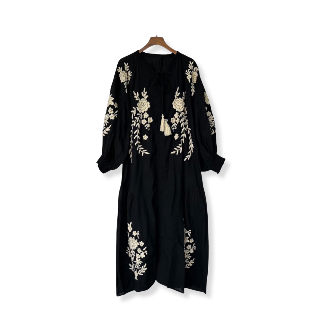 【8月下旬発送】手刺繍ワンピース【Ame'】オーガニックコットン100％