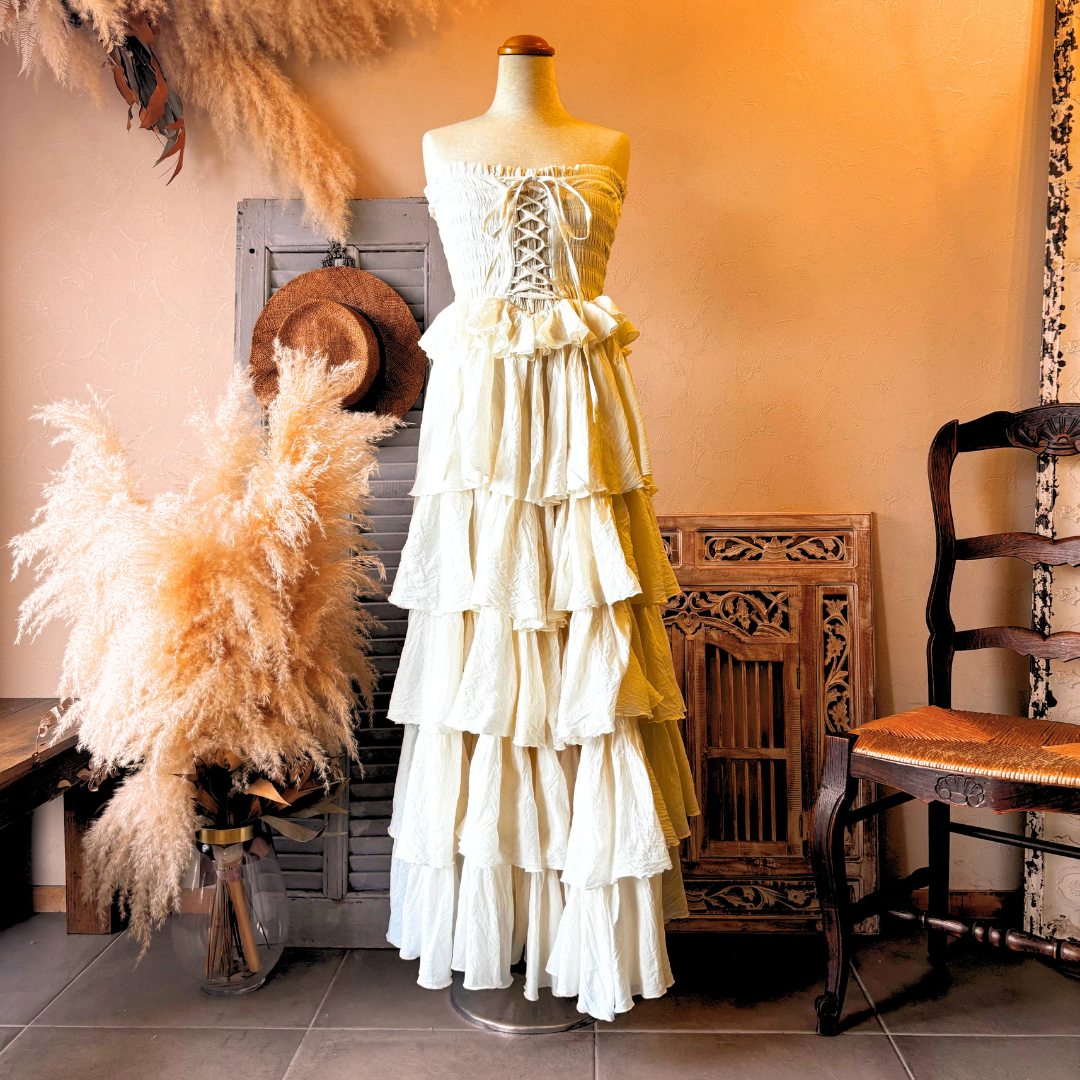 【すぐ届く】Mathilda（マチルダ）６段フリルレースアップドレス